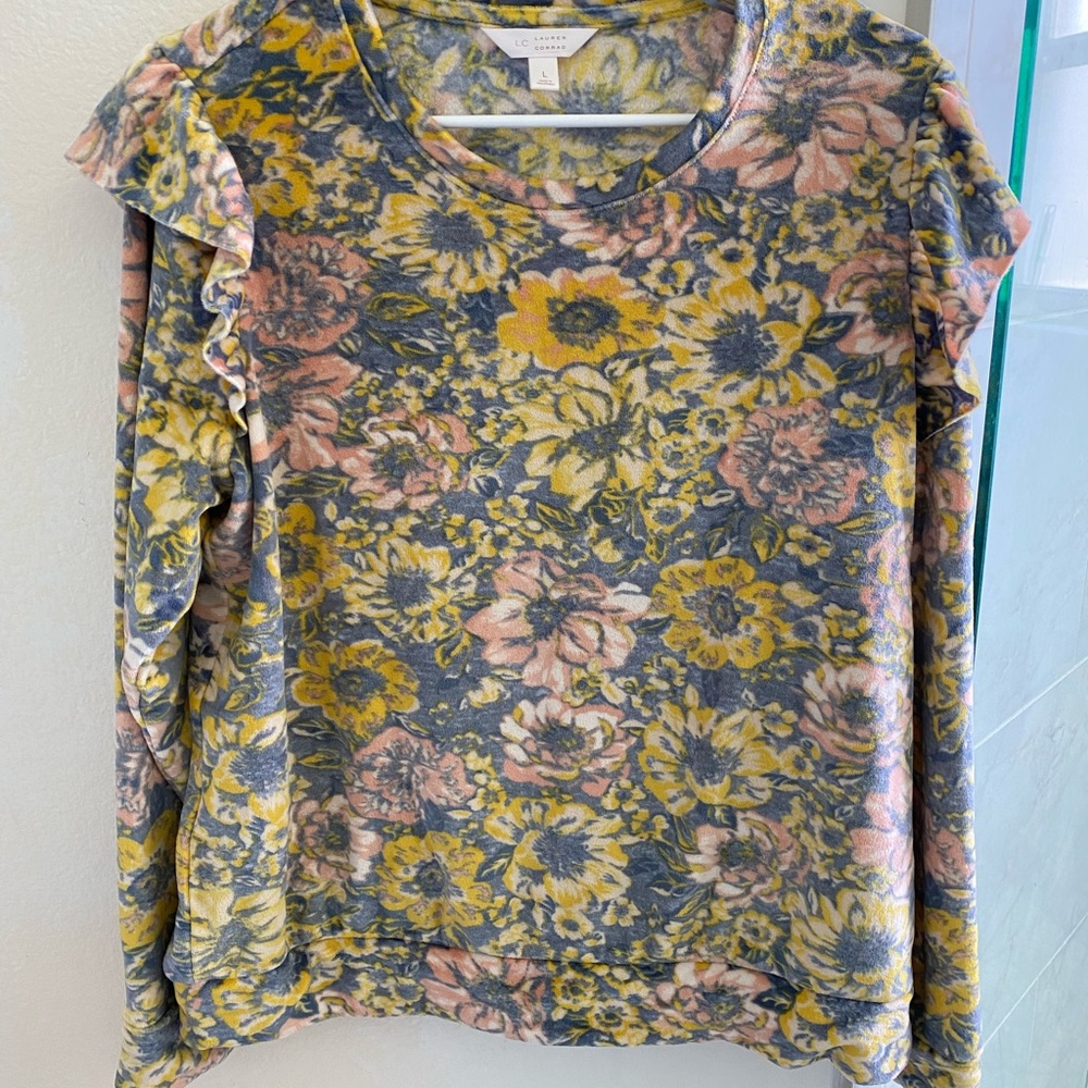 Lauren Conrad sweater